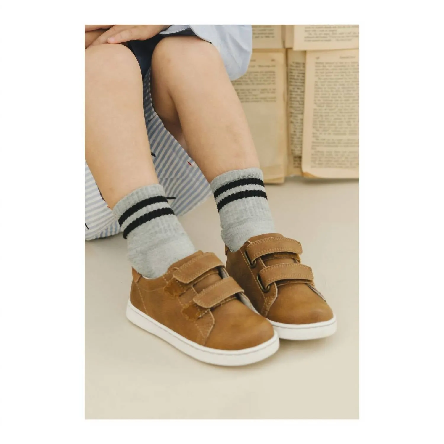 Boy's Kyle Double Strap Sneaker In Chestnut