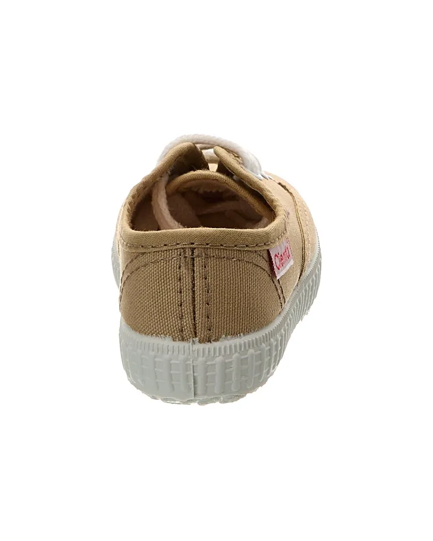 Cienta Canvas Sneaker