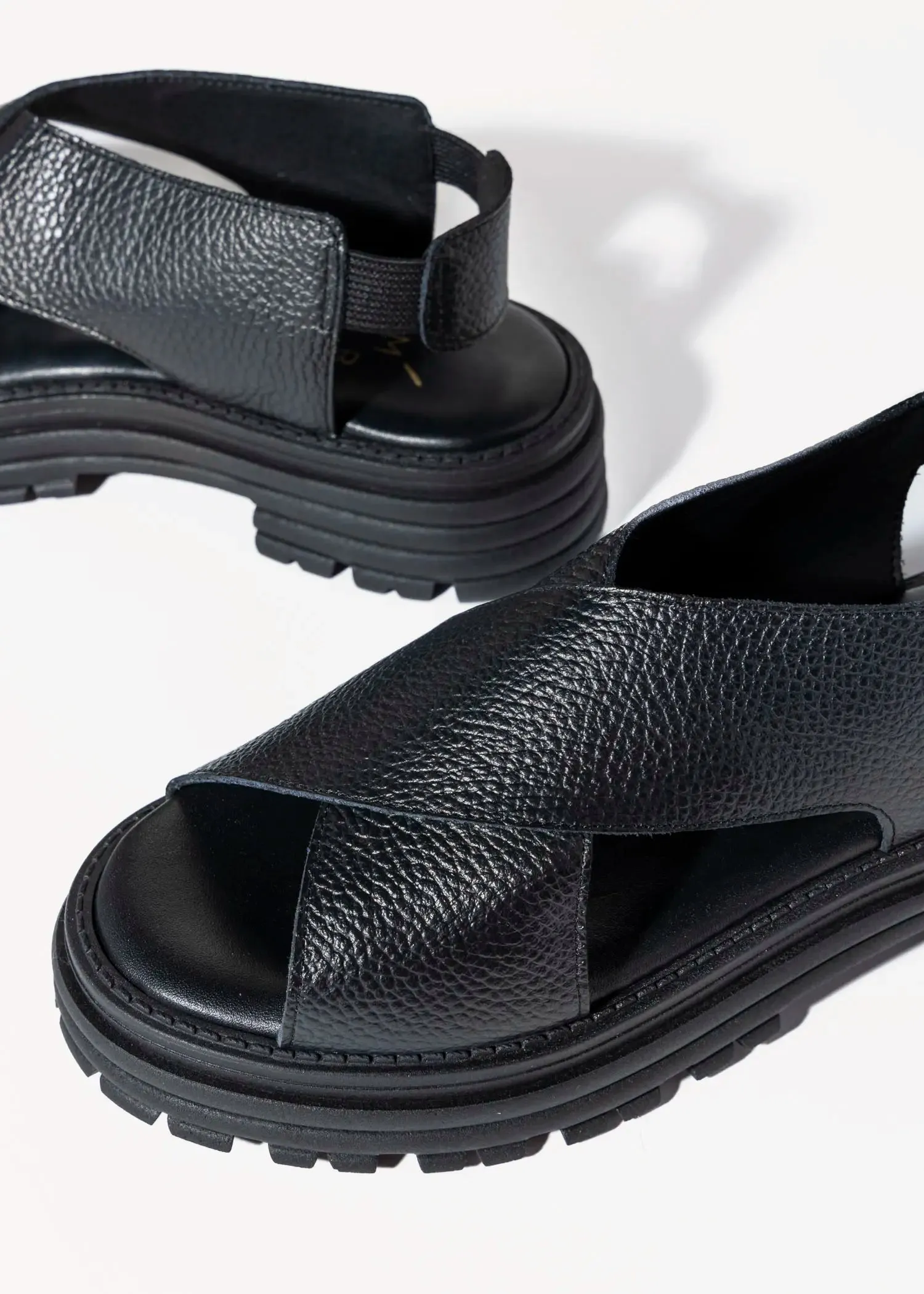 Dafne Leather Sandal