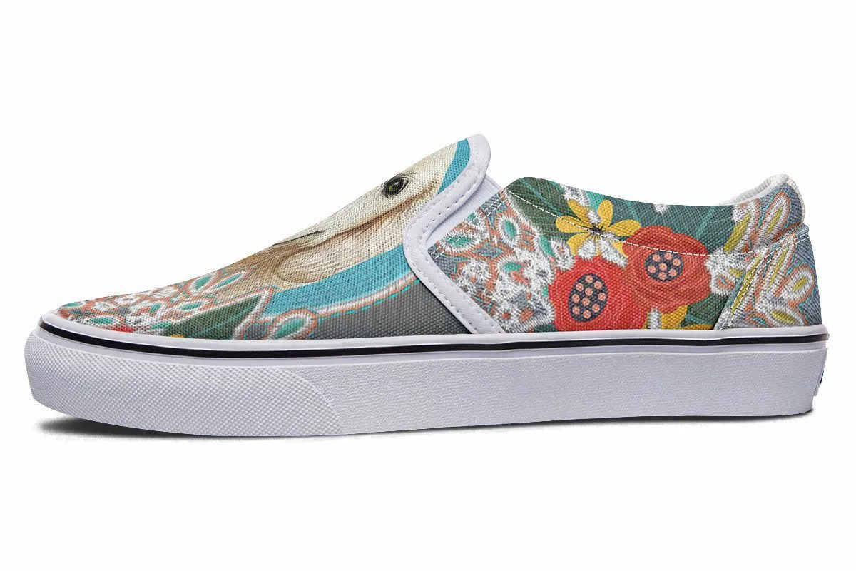 Denim Style Golden Retriever Slip-On Shoes