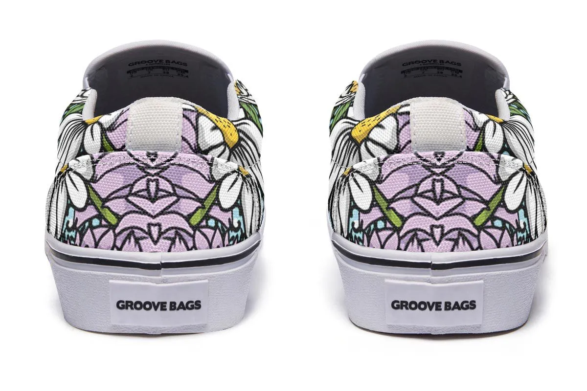 Illustrated Golden Retriever Slip-On Shoes