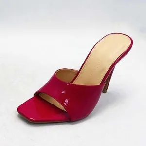 LACEY11 - RED