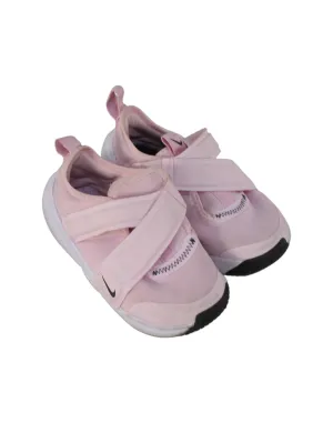 Nike Sneakers 4T (EU27)