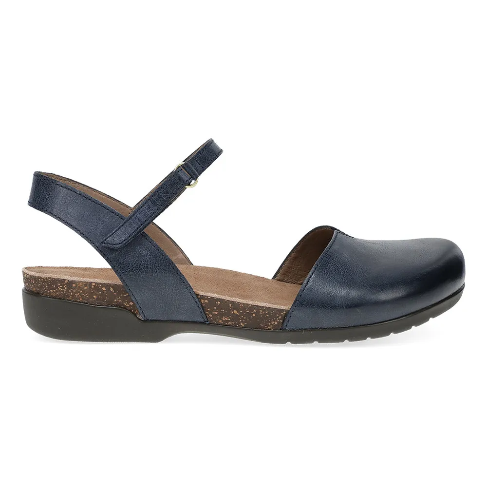Rowan Closed Toe Sandal