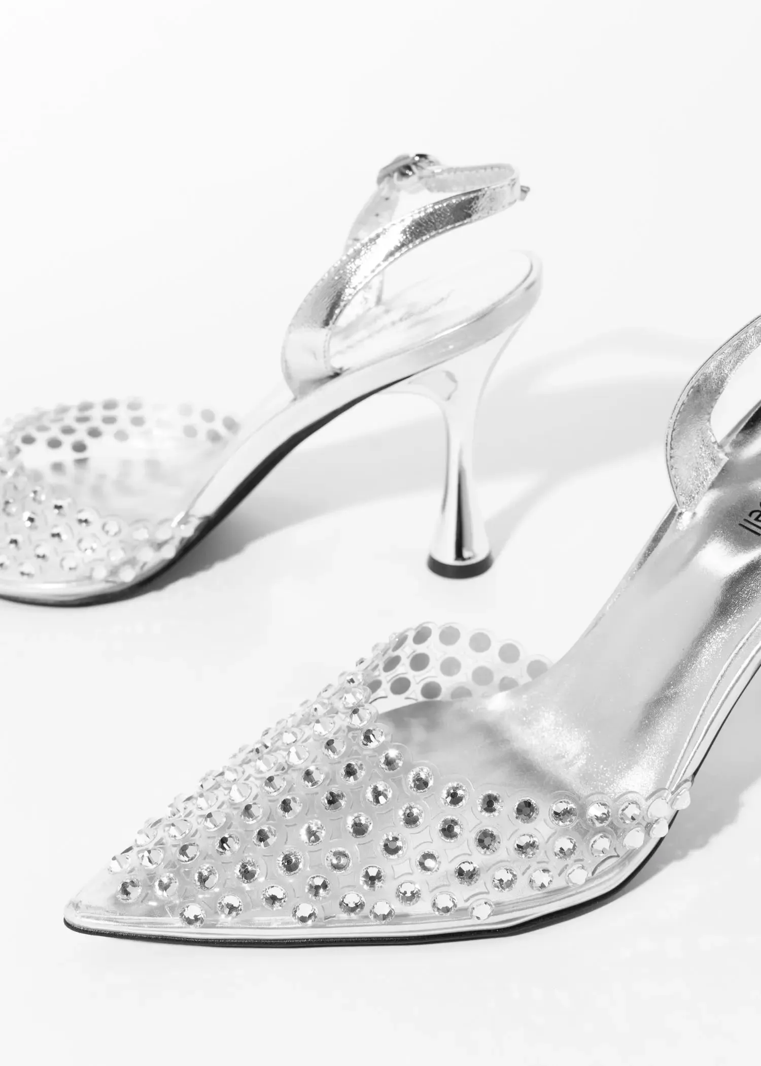 Shiner Slingback Pump