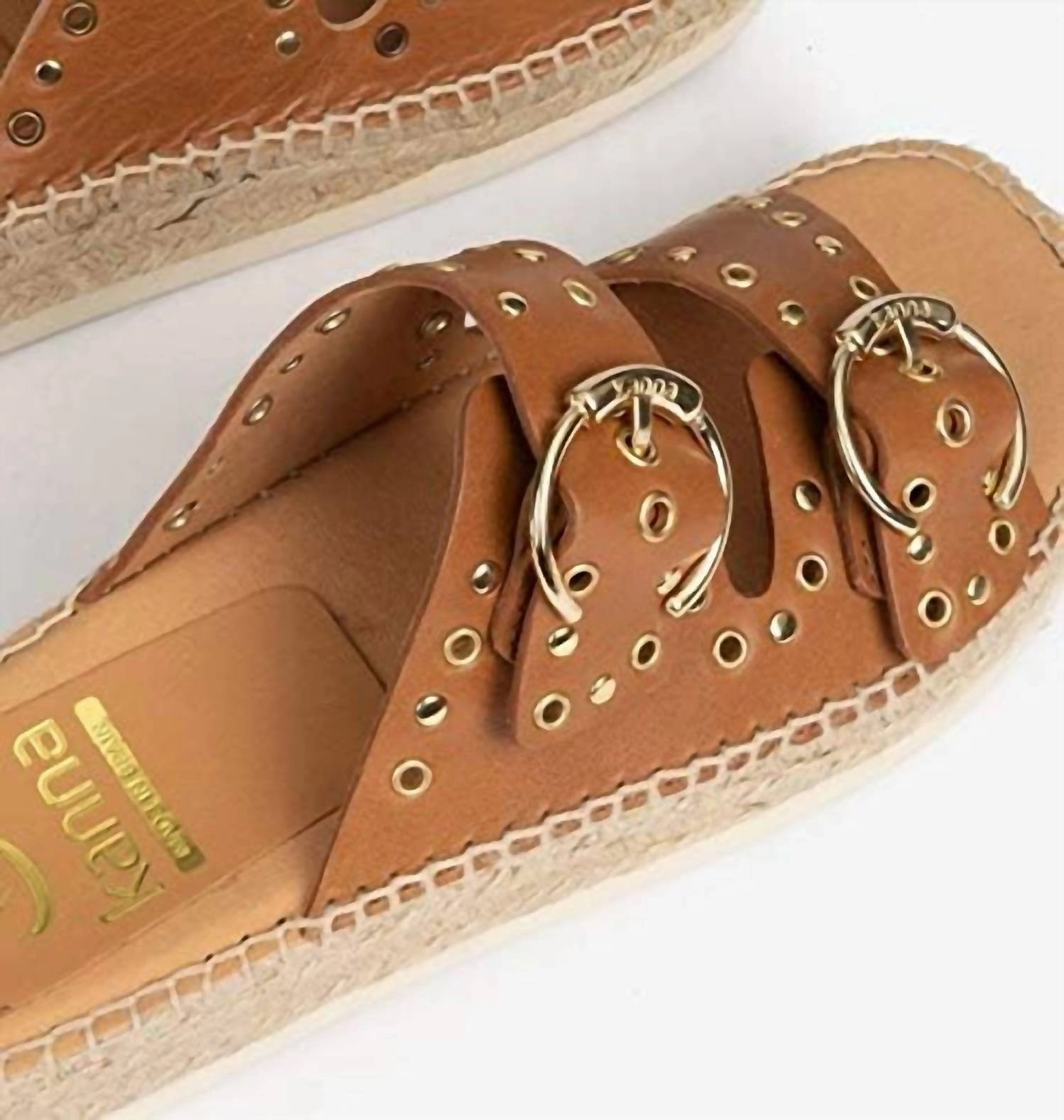 Women's Candy Leather Buckle Sandal In Cuoio Leather (Tan)