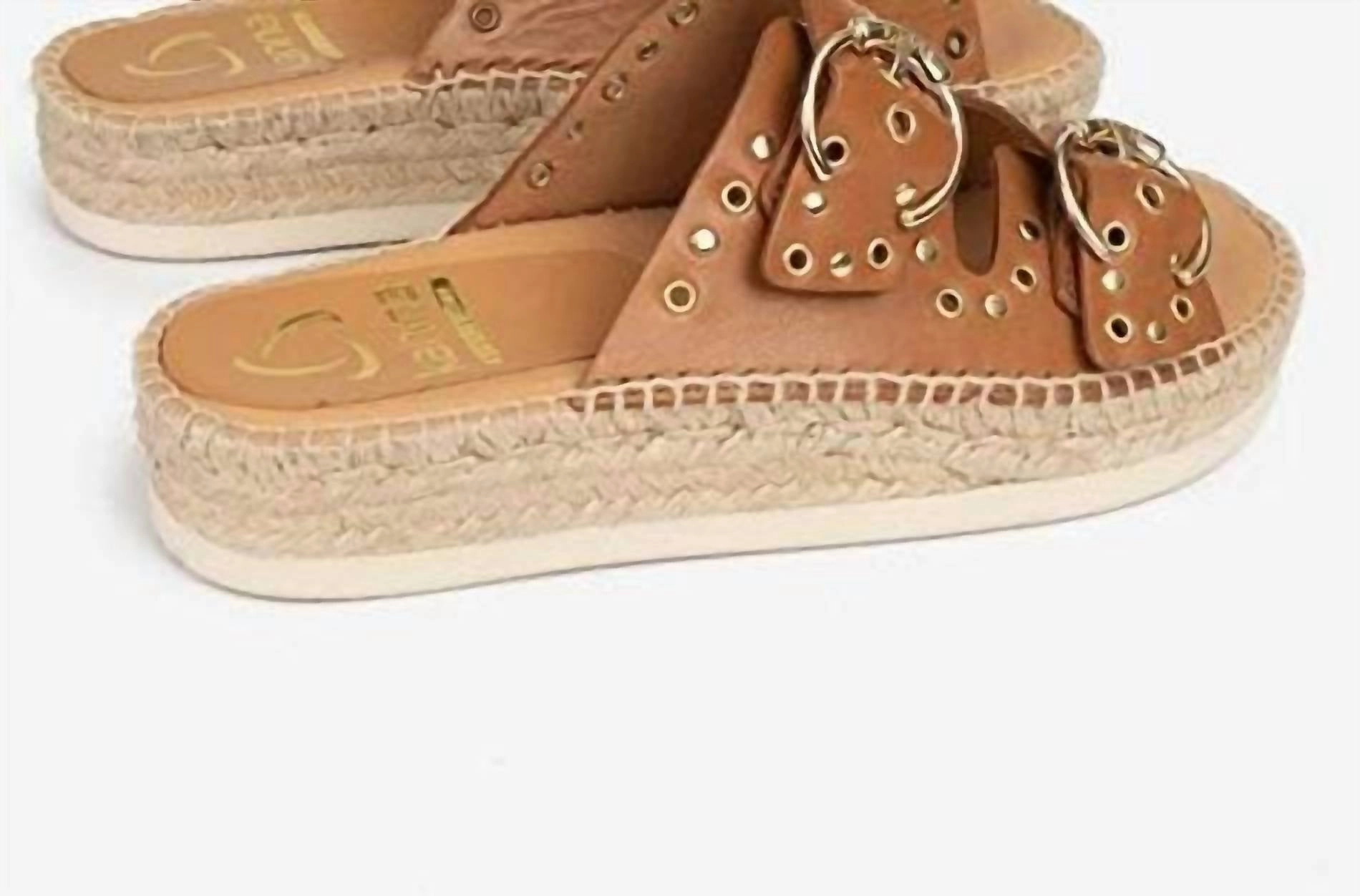 Women's Candy Leather Buckle Sandal In Cuoio Leather (Tan)