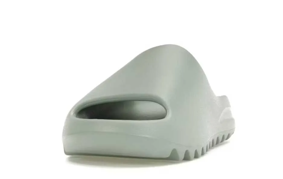 YEEZY SLIDE SALT